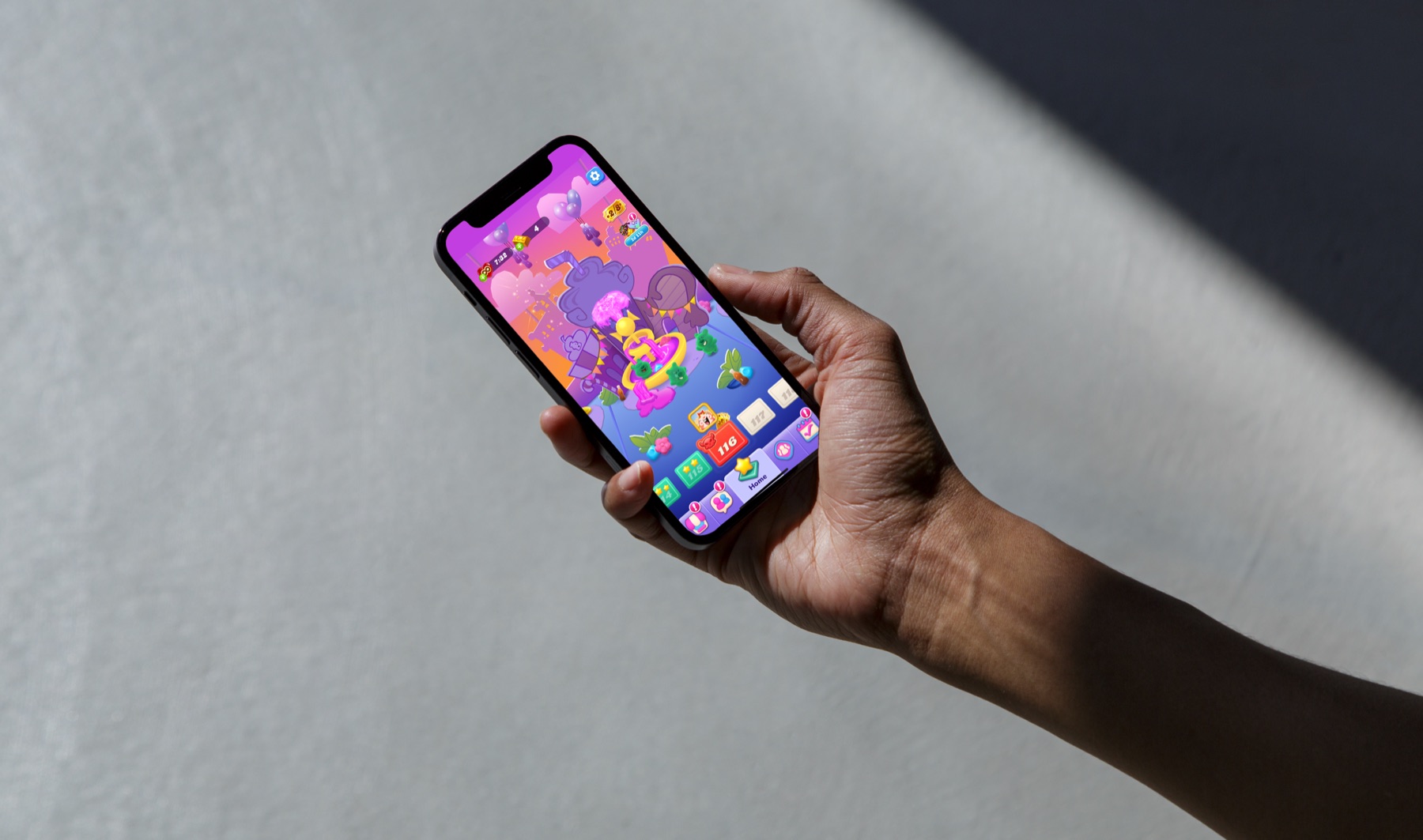 Candy Crush Soda Saga running on a phone
